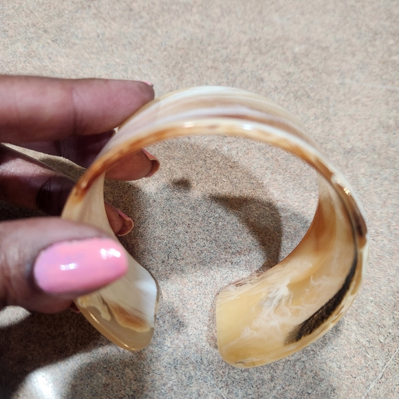 Brown and Cream Wide Cuff Bracelet - Picture 2 of 3